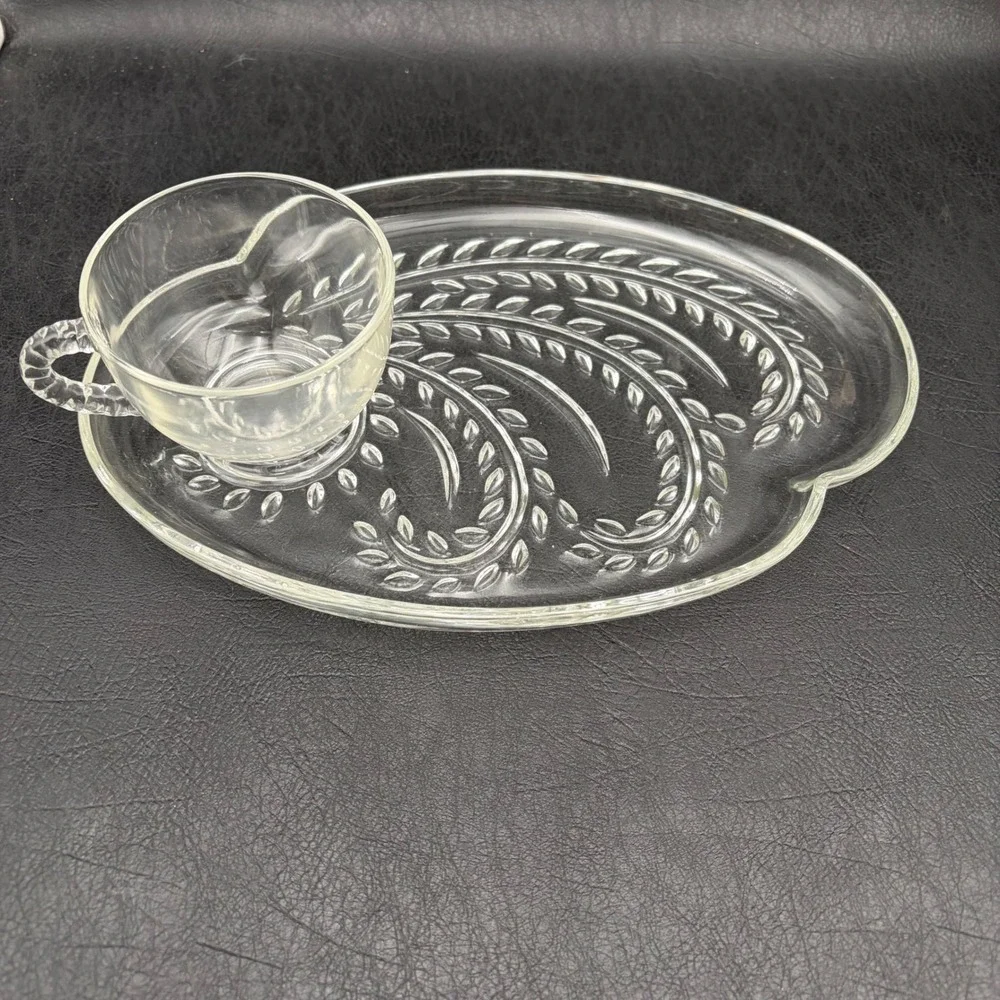 Vintage Federal Glass Homestead Snack Set 4 Plates 4 Cups Clear Wheat Pattern